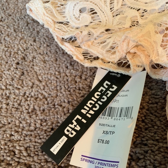 Design lab top - Picture 2 of 2